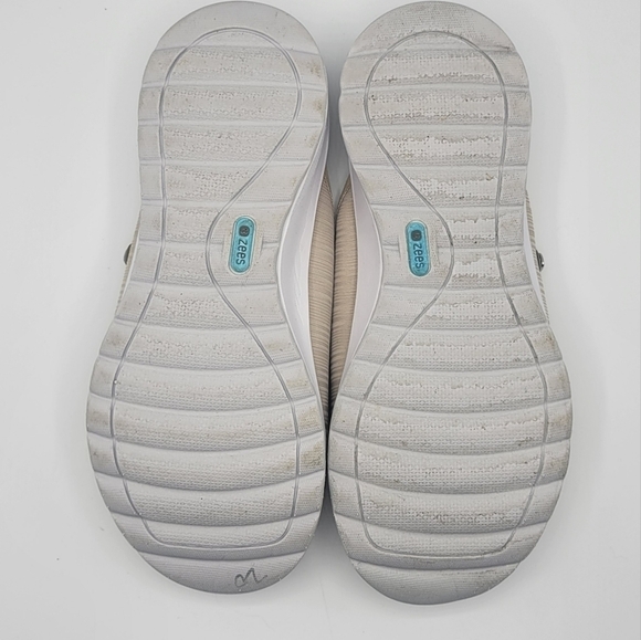 BZees slides with velcro size 9.5M - Picture 4 of 14